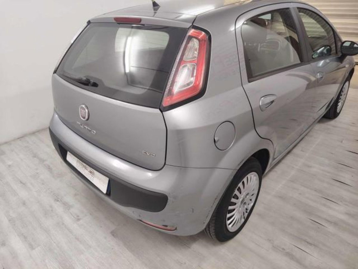 Fiat Punto Evo 1.4 5 porte S&S Dynamic (4)