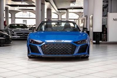 Audi R8 Cabrio Spyder 5.2 V10 performance rwd 570cv s tronic (2)