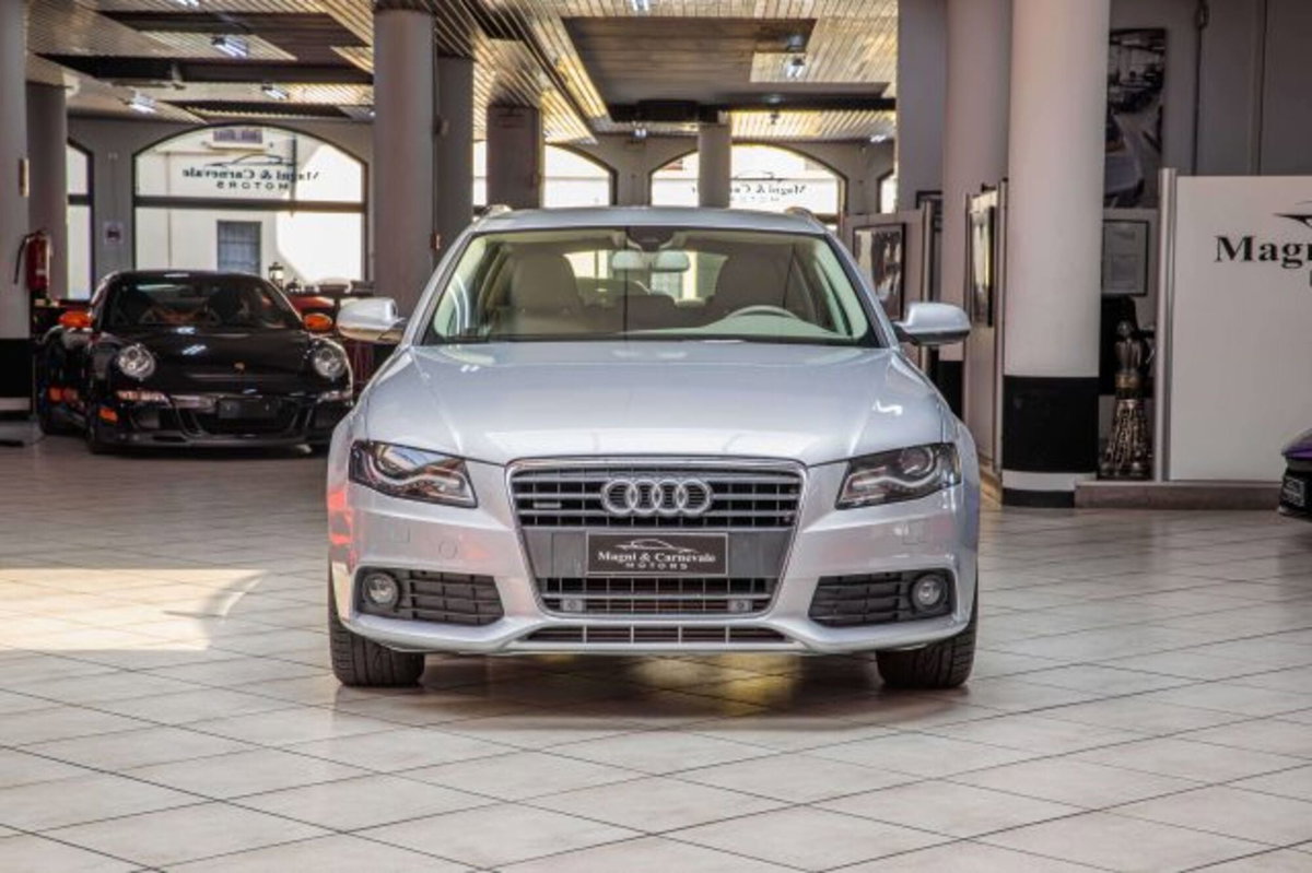 Audi A4 Avant 2.0 TFSI 211CV (2)