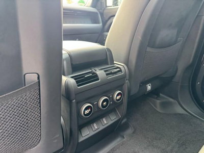 Land Rover Defender 110 3.0d i6 mhev X-Dynamic HSE awd 250cv auto (10)