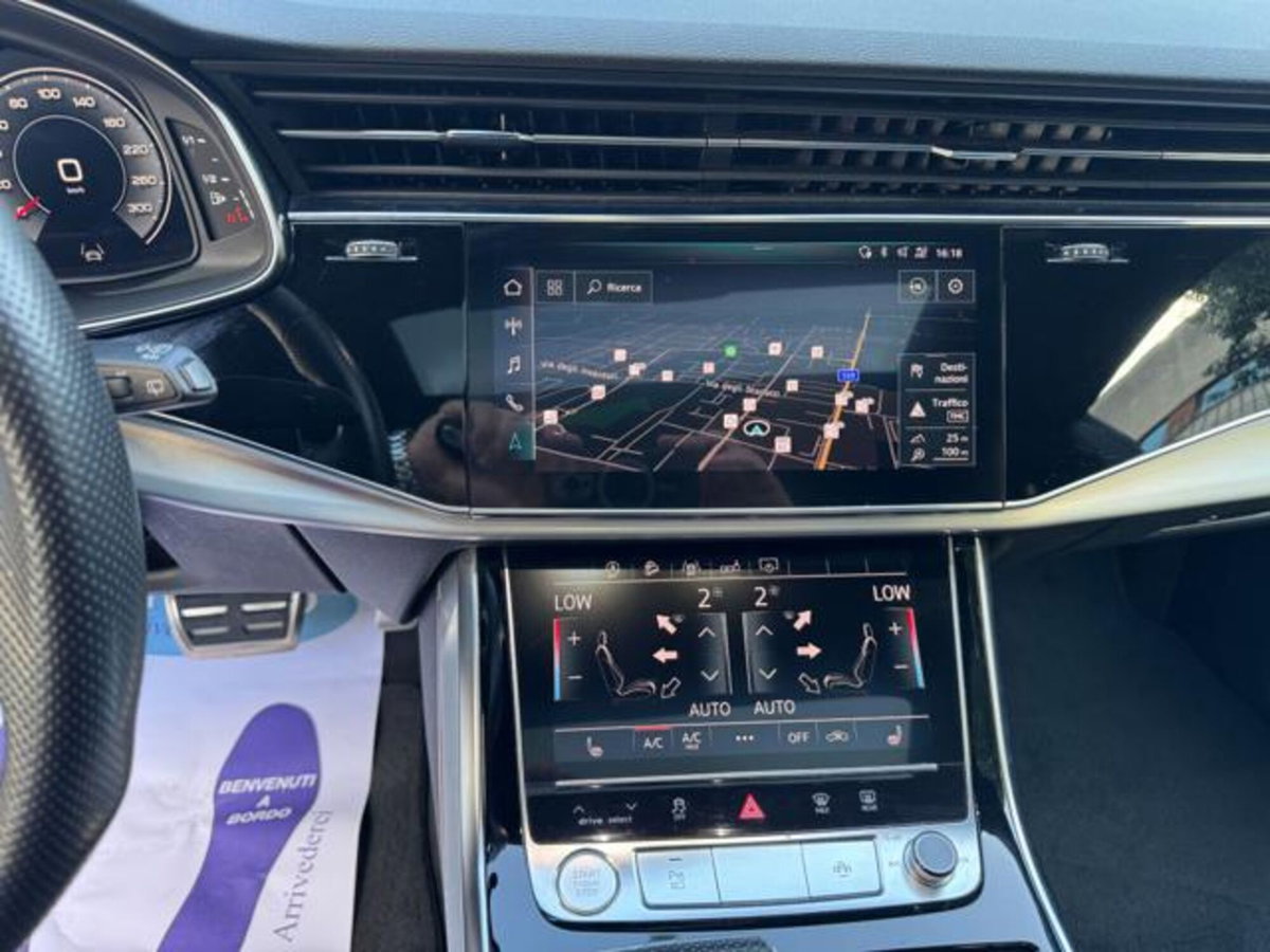 Audi Q8 Q8 50 TDI 286 CV quattro tiptronic Sport (20)