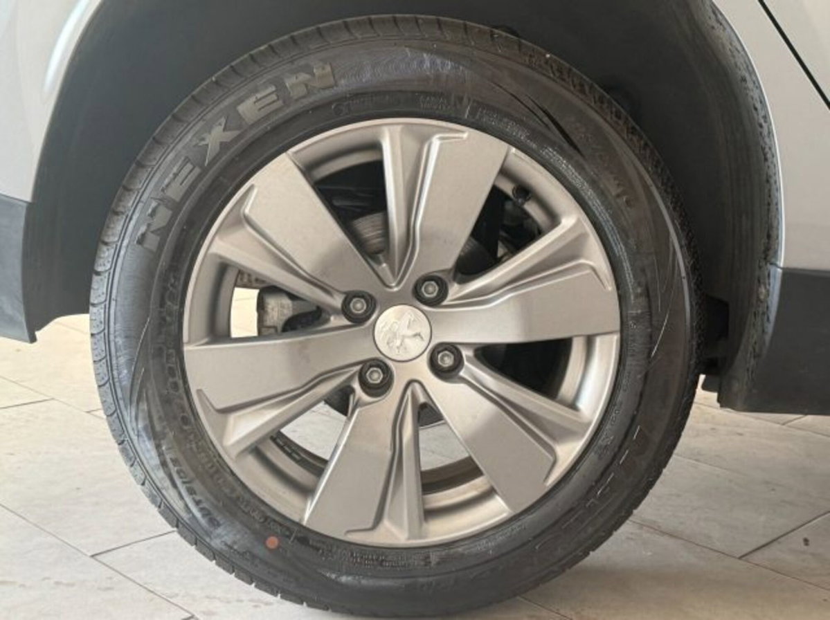 Peugeot 2008 82 S&S Allure (12)