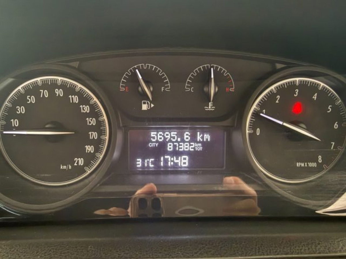 Lancia Ypsilon 1.2 69 CV 5 porte Platinum (17)