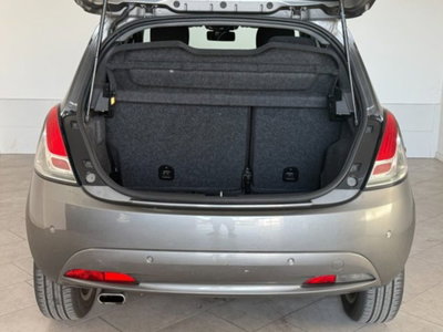 Lancia Ypsilon 1.2 69 CV 5 porte Platinum (7)
