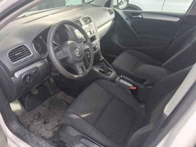 Volkswagen Golf 1.6 TDI DPF 5p. Comfortline (8)