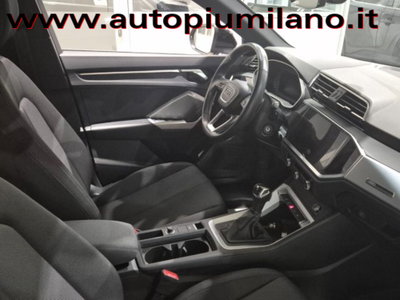 Audi Q3 35 TDI quattro S tronic Business Advanced (6)
