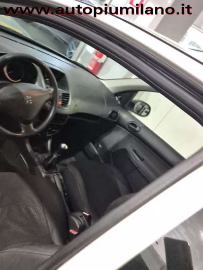 Peugeot 206 60CV 3p. Urban (7)