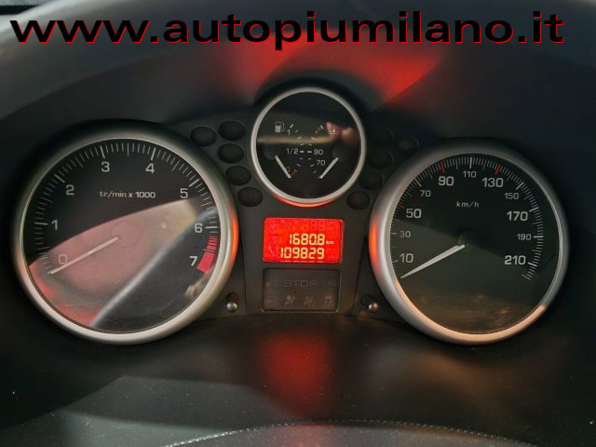 Peugeot 206 60CV 3p. Urban (9)