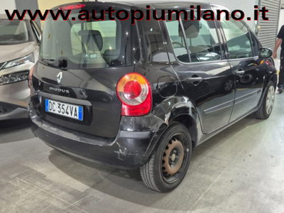 Renault Modus 1.2 16V Confort Authentique (2)