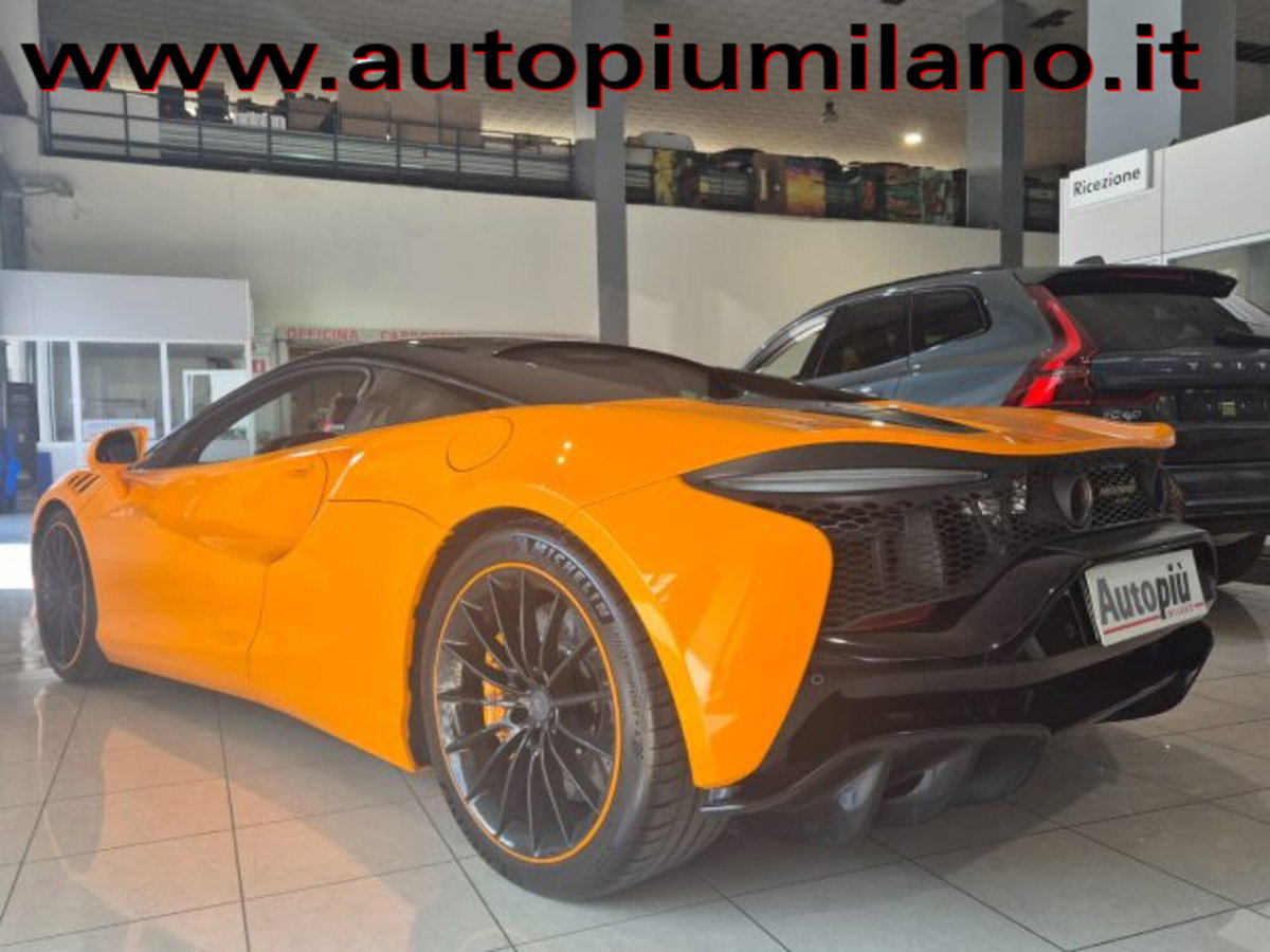 McLaren Artura Coupé  Artura Coupé 3.0 ssg8 (2)
