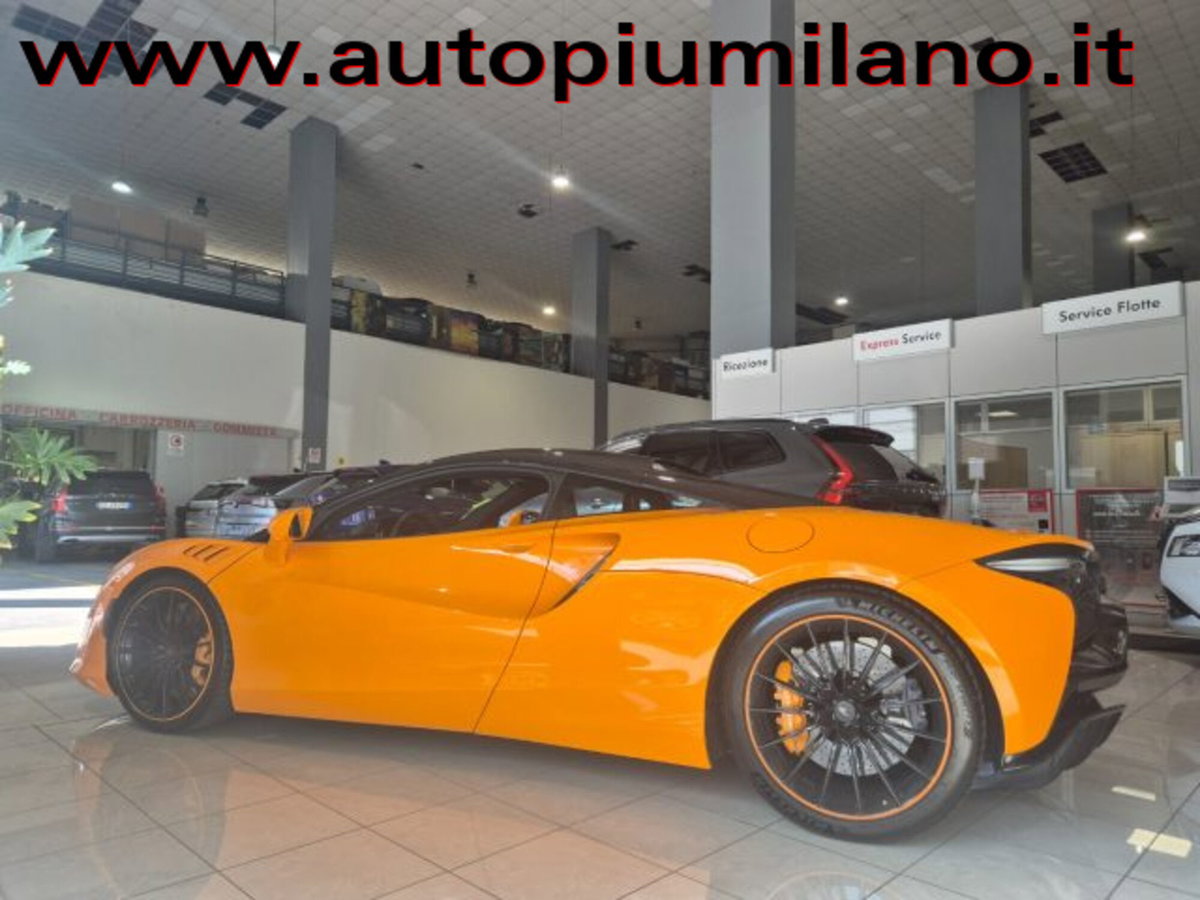 McLaren Artura Coupé  Artura Coupé 3.0 ssg8 (4)