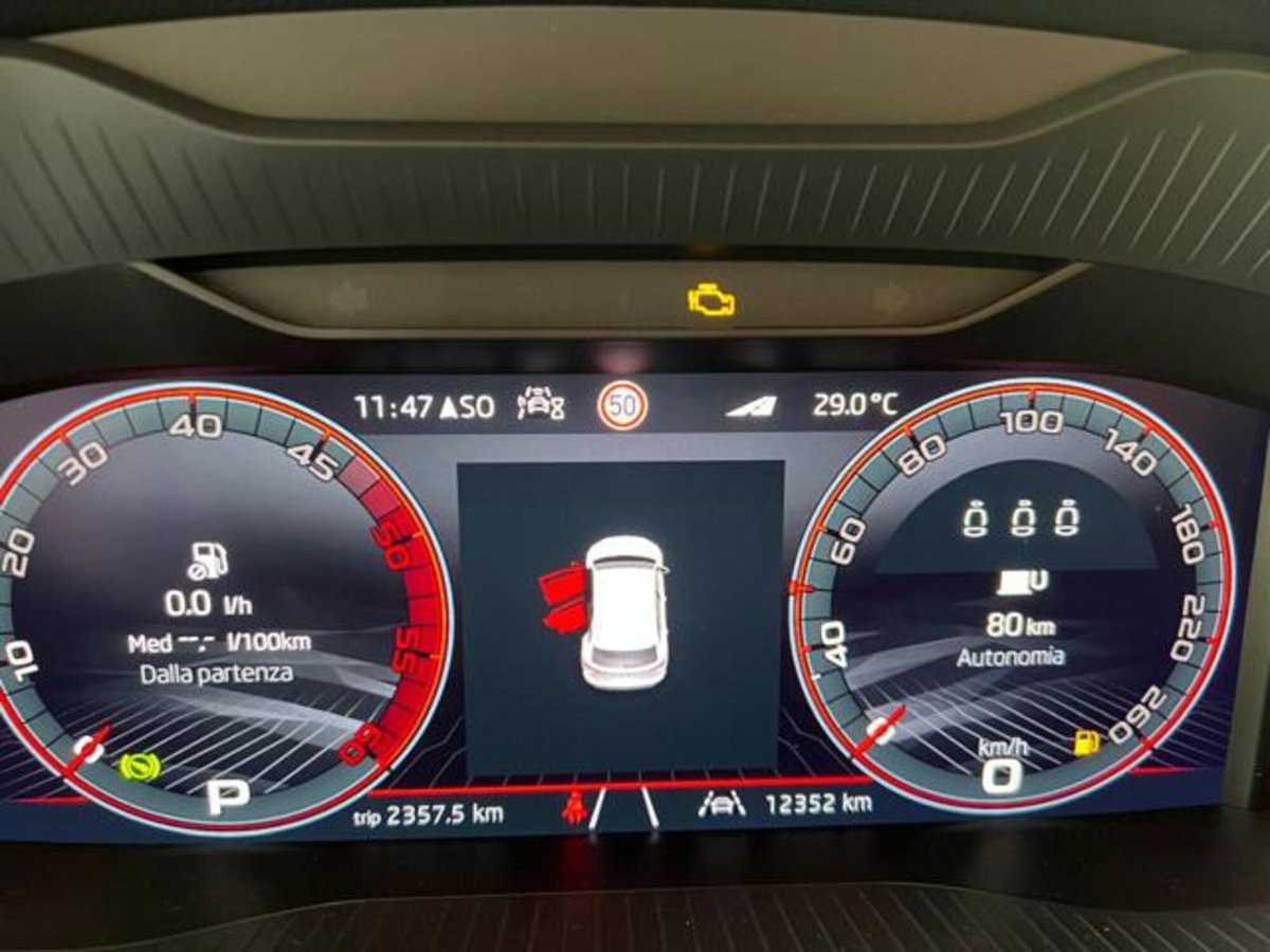 Skoda Karoq 2.0 TDI SCR 4x4 DSG SportLine (7)
