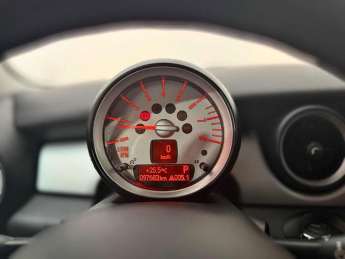MINI Mini 1.6 16V Cooper Chili (16)