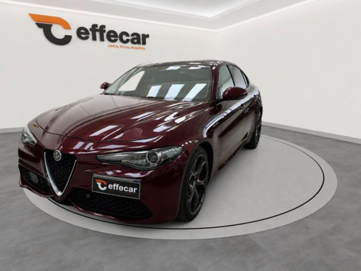 Alfa Romeo Giulia 2.2 Turbodiesel 210 CV AT8 AWD Q4 Veloce