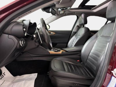 Alfa Romeo Giulia 2.2 Turbodiesel 210 CV AT8 AWD Q4 Veloce (12)