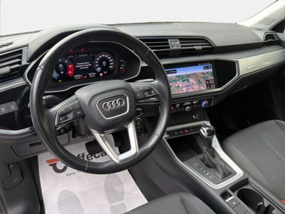 Audi Q3 35 TDI quattro S tronic Business (7)