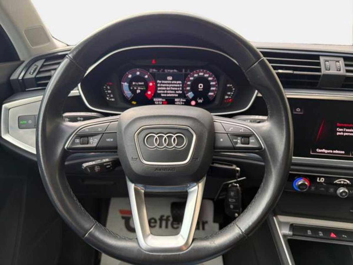 Audi Q3 35 TDI quattro S tronic Business (8)