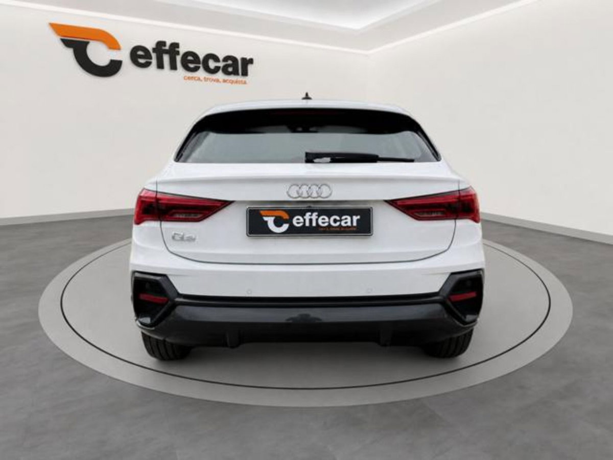 Audi Q3 Sportback 35 TDI Business Plus (5)