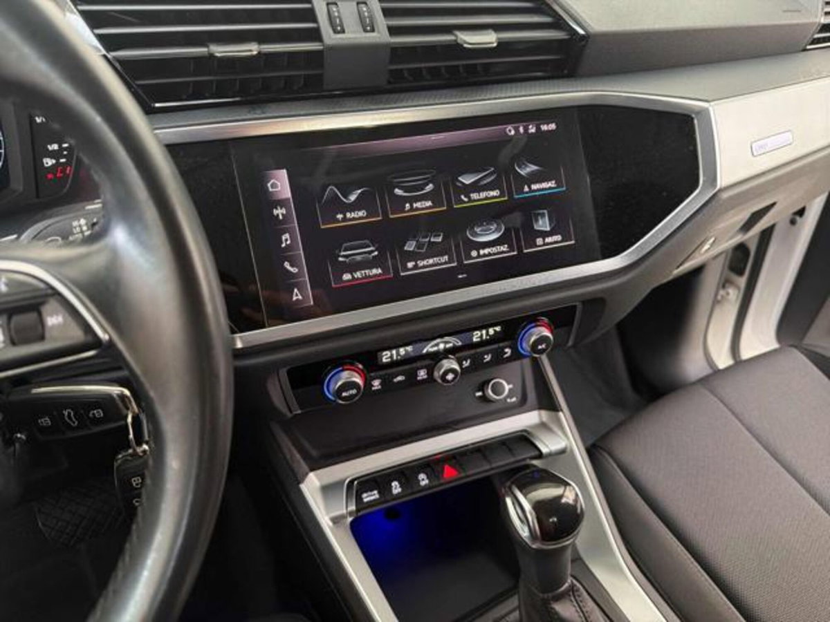 Audi Q3 Sportback 35 TDI quattro S tronic Business Plus (10)