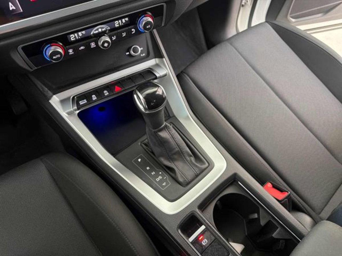 Audi Q3 Sportback 35 TDI quattro S tronic Business Plus (11)