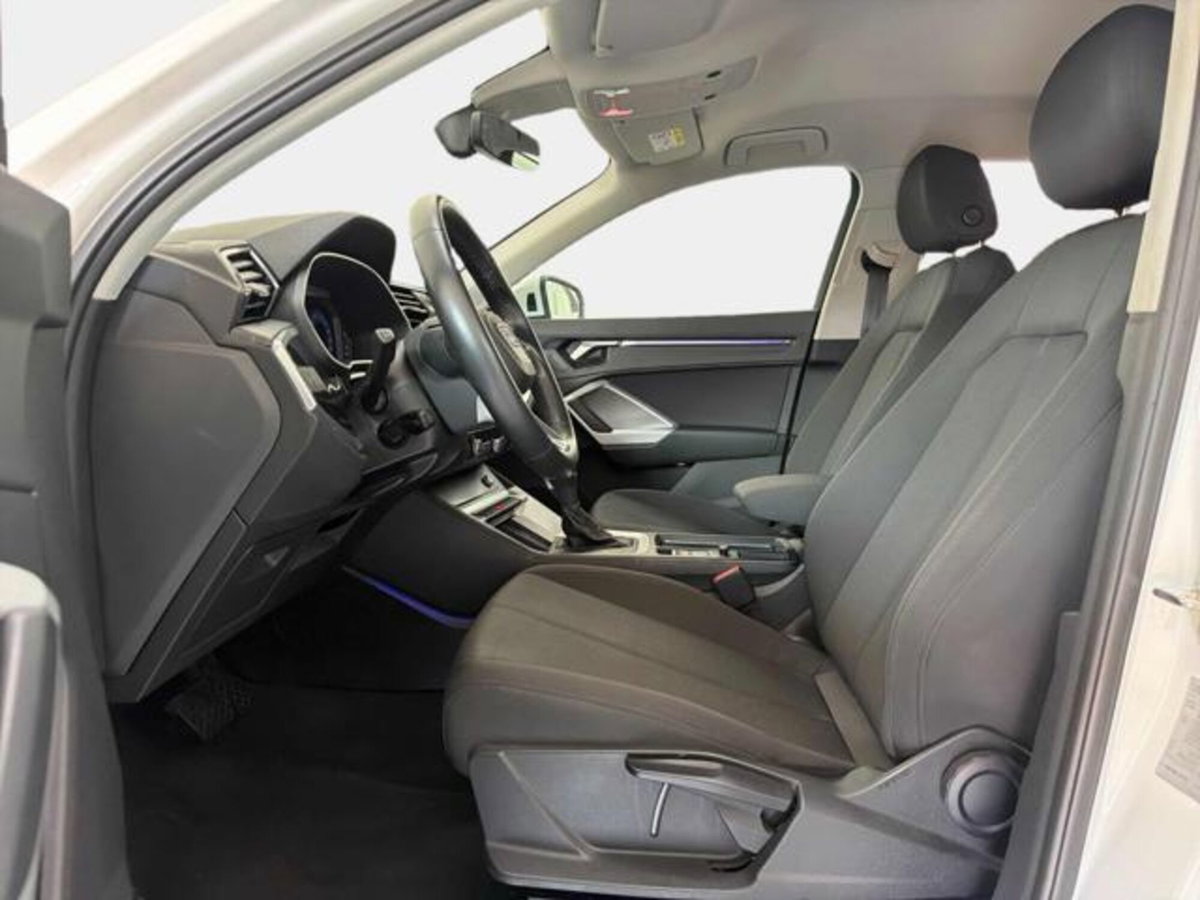 Audi Q3 Sportback 35 TDI quattro S tronic Business Plus (12)