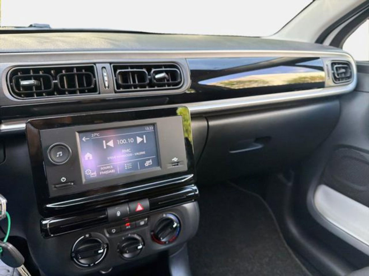 Citroen C3 BlueHDi 100 S&S Van Feel (10)