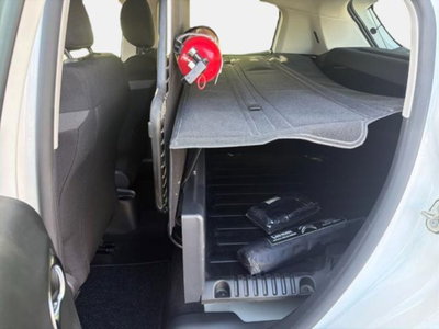 Citroen C3 BlueHDi 100 S&S Van Feel (13)