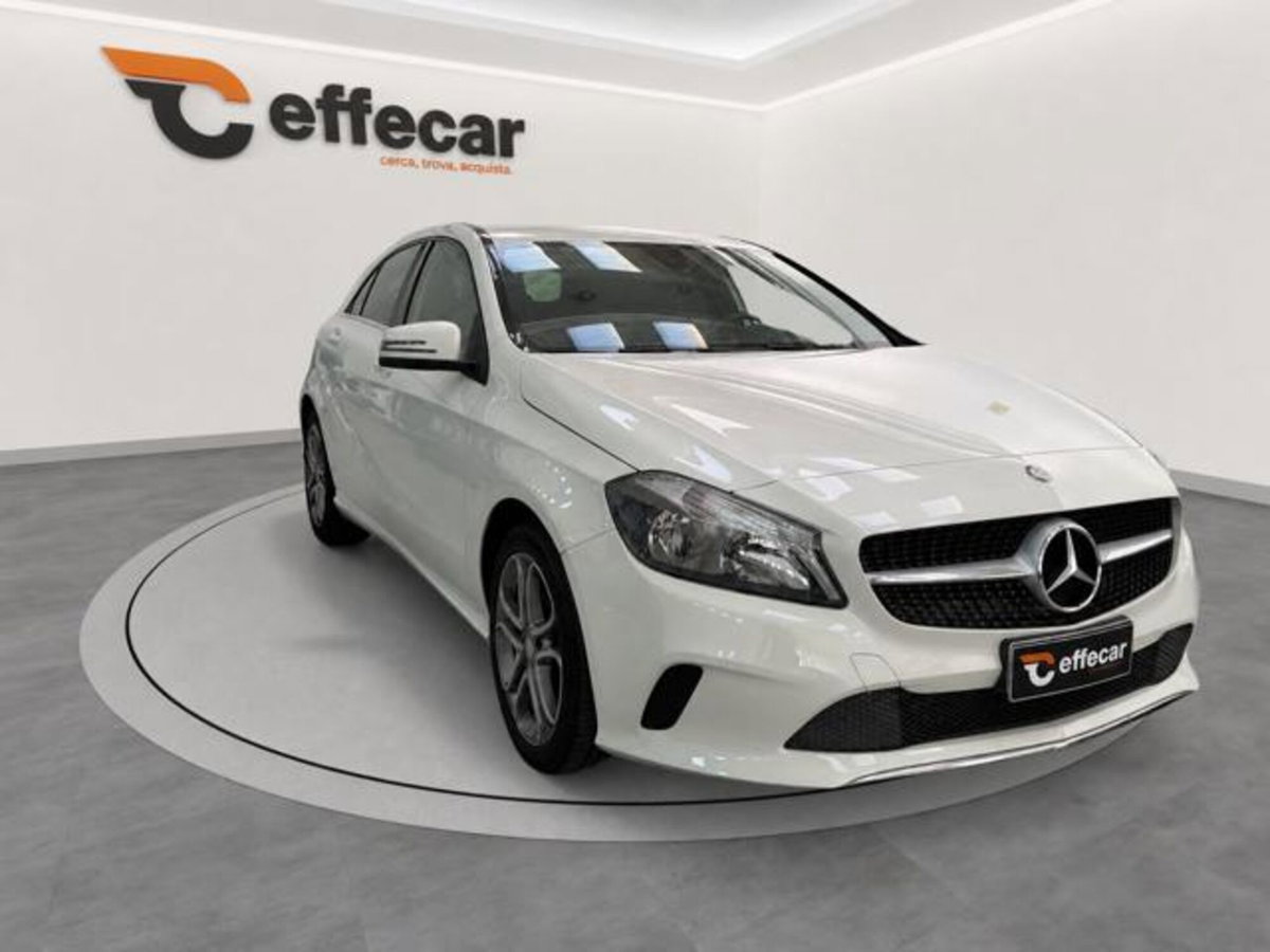 Mercedes-Benz Classe A 180 d Automatic Premium (3)