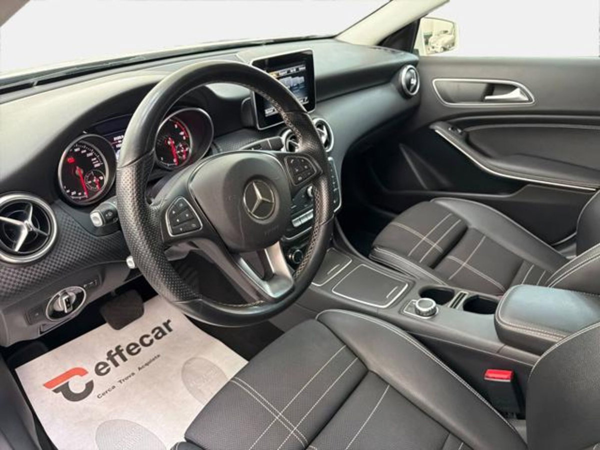 Mercedes-Benz Classe A 180 d Automatic Premium (7)
