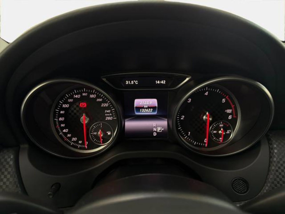 Mercedes-Benz Classe A 180 d Automatic Premium (9)