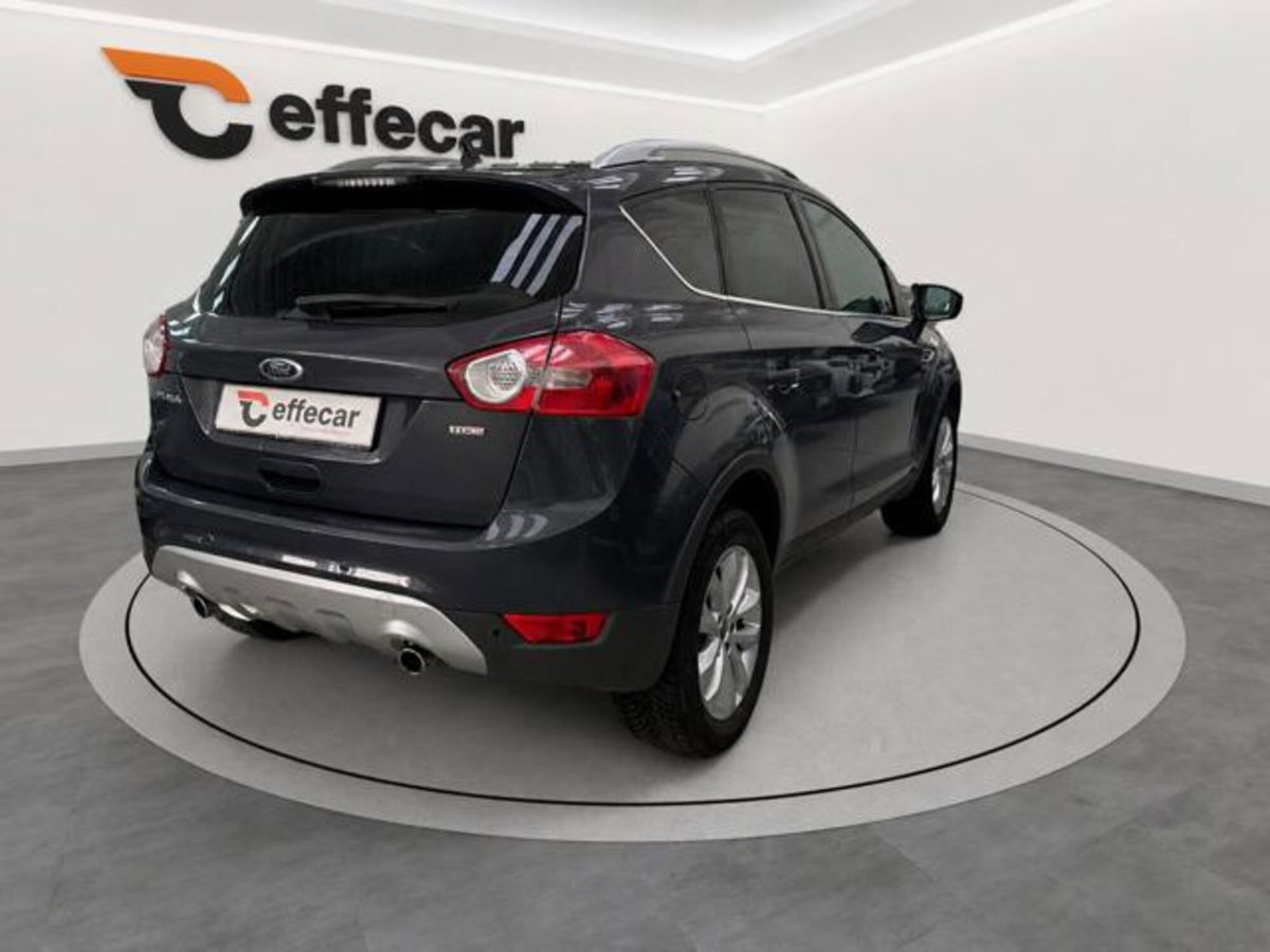 Ford Kuga 2.0 TDCi 163 CV 4WD Titanium DPF (6)