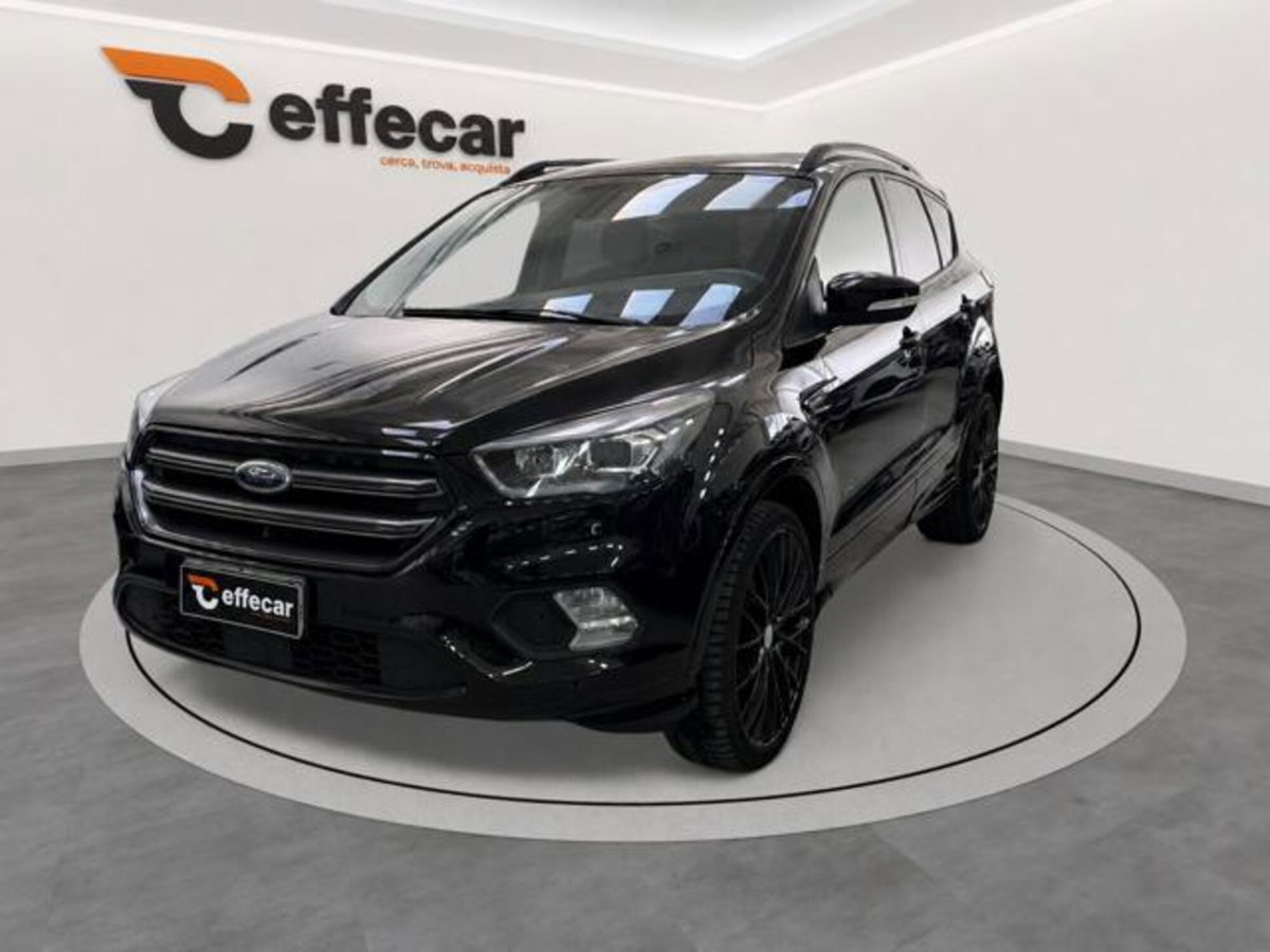 Ford Kuga 2.0 TDCI 150 CV S&S 4WD Powershift ST-Line