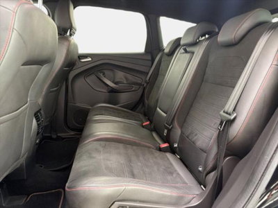 Ford Kuga 2.0 TDCI 150 CV S&S 4WD Powershift ST-Line (13)