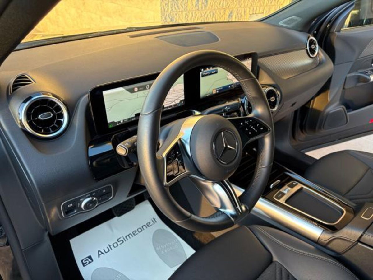 Mercedes-Benz GLA SUV 200 d Business Extra auto (12)