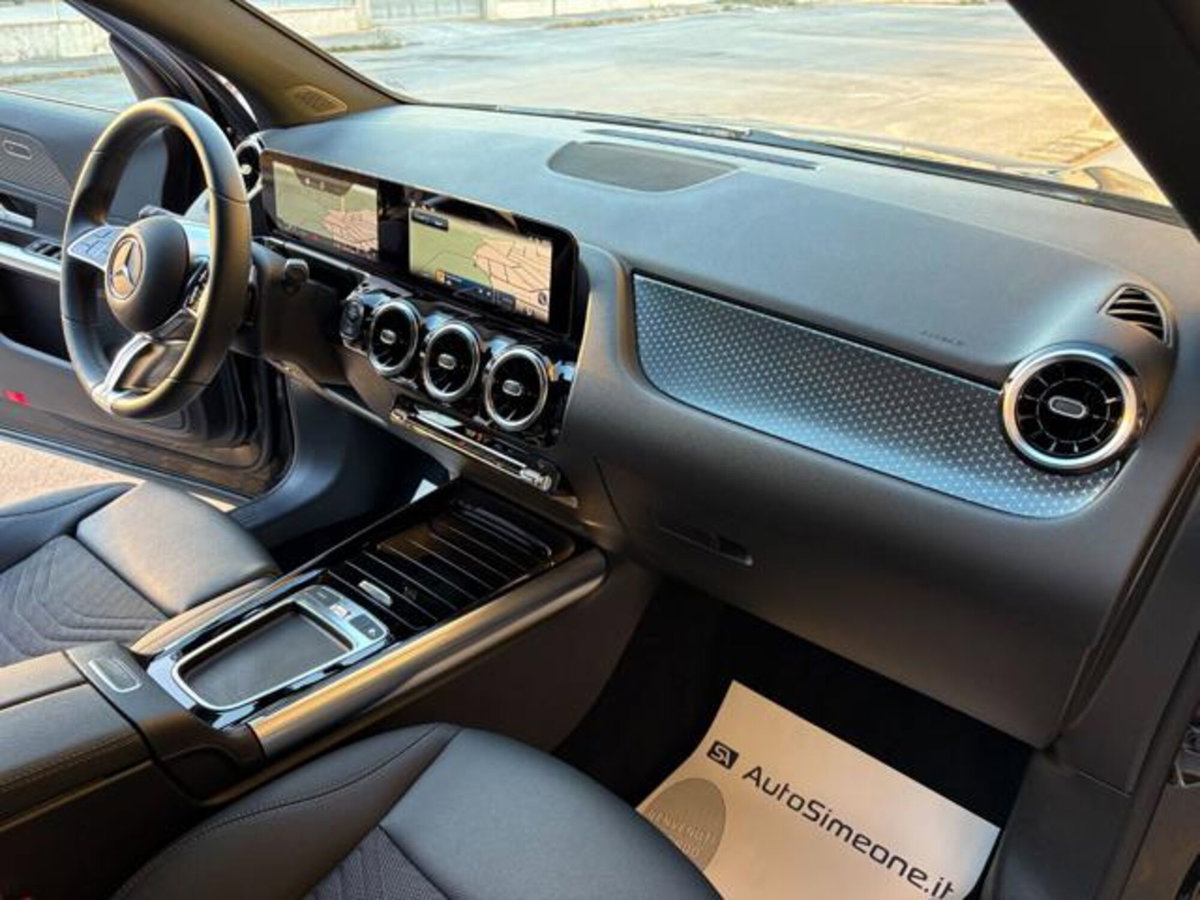 Mercedes-Benz GLA SUV 200 d Business Extra auto (14)