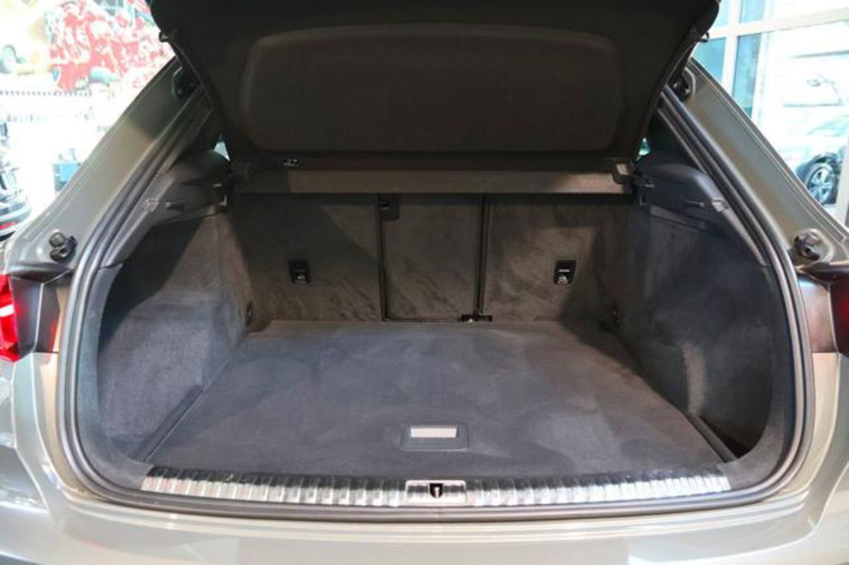 Audi Q3 40 TDI quattro S tronic Business (12)