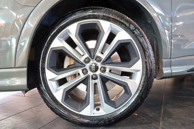 Audi Q3 40 TDI quattro S tronic Business (6)