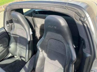 Porsche 911 Cabrio 3.0 Targa 4 GTS (14)