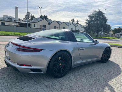 Porsche 911 Cabrio 3.0 Targa 4 GTS (7)
