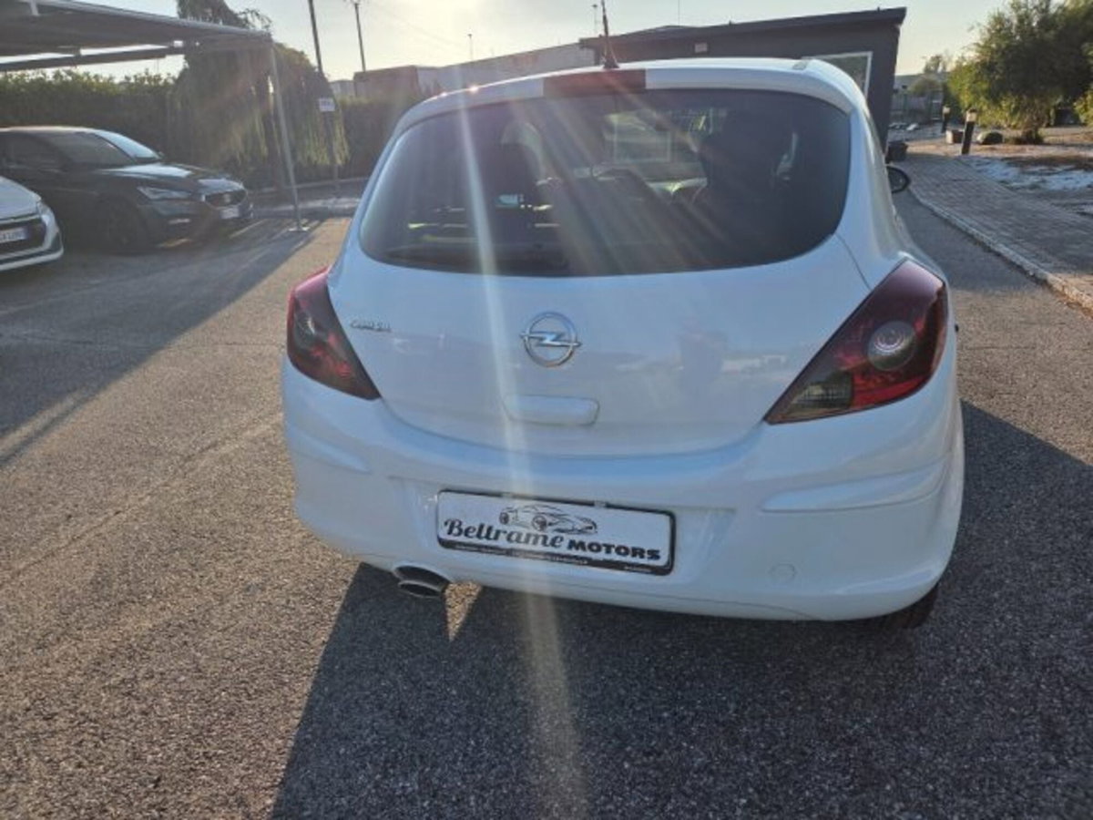 Opel Corsa 1.2 3 porte Edition (5)