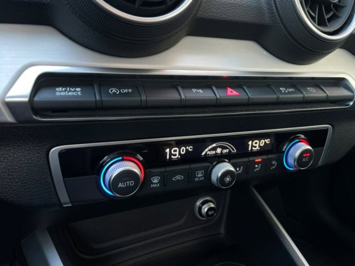 Audi Q2 Q2 1.6 TDI (15)