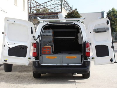 Opel Combo Furgone Cargo 1.5 Diesel 100CV S&S PC 650kg Edition (4)