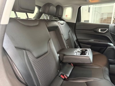 Jeep Compass 1.5 Turbo T4 130CV MHEV 2WD Limited (13)
