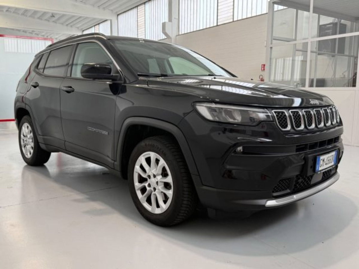 Jeep Compass 1.5 Turbo T4 130CV MHEV 2WD Limited (3)