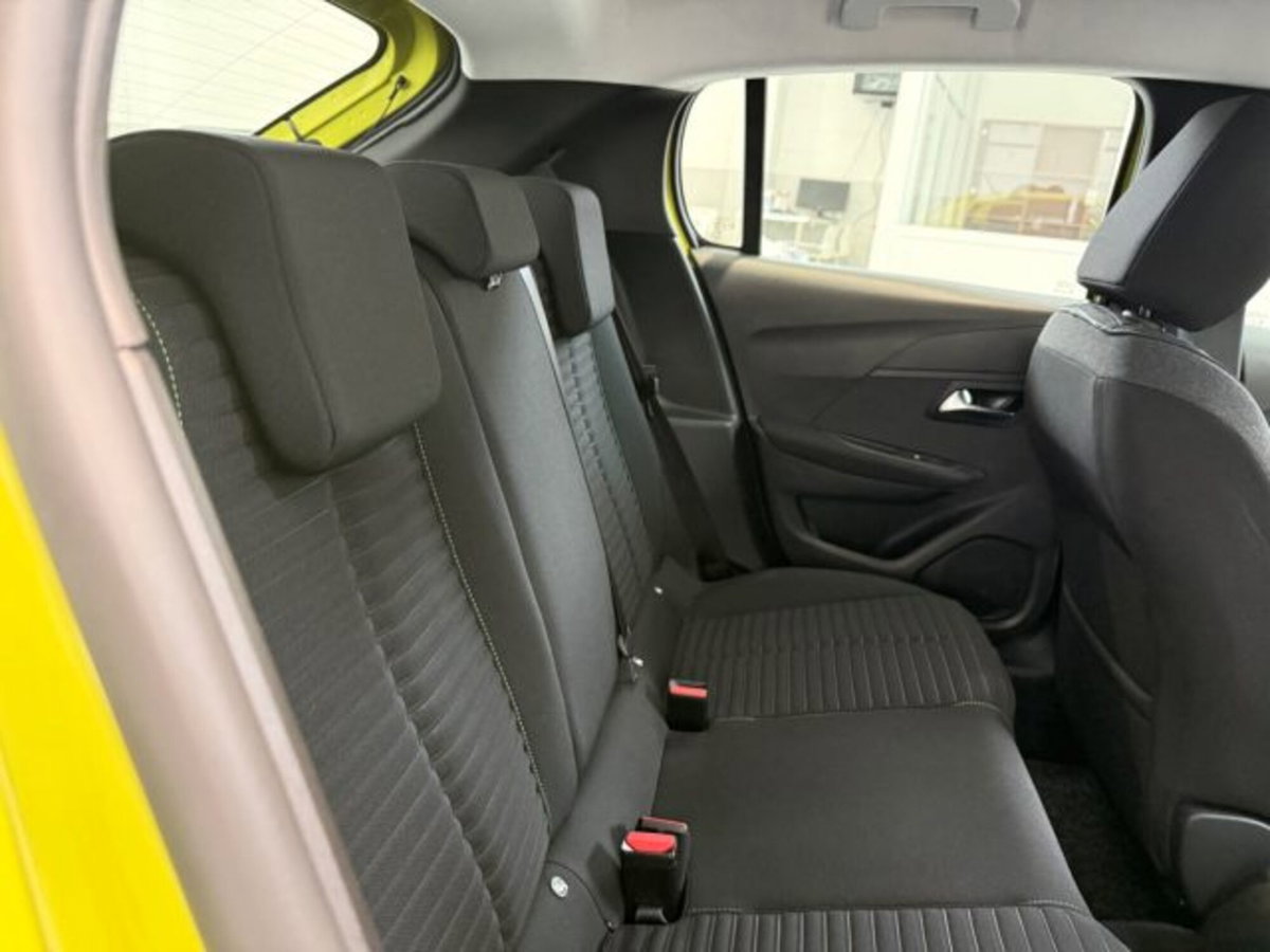 Peugeot 208 1.2 puretech Active s&s 75cv (12)
