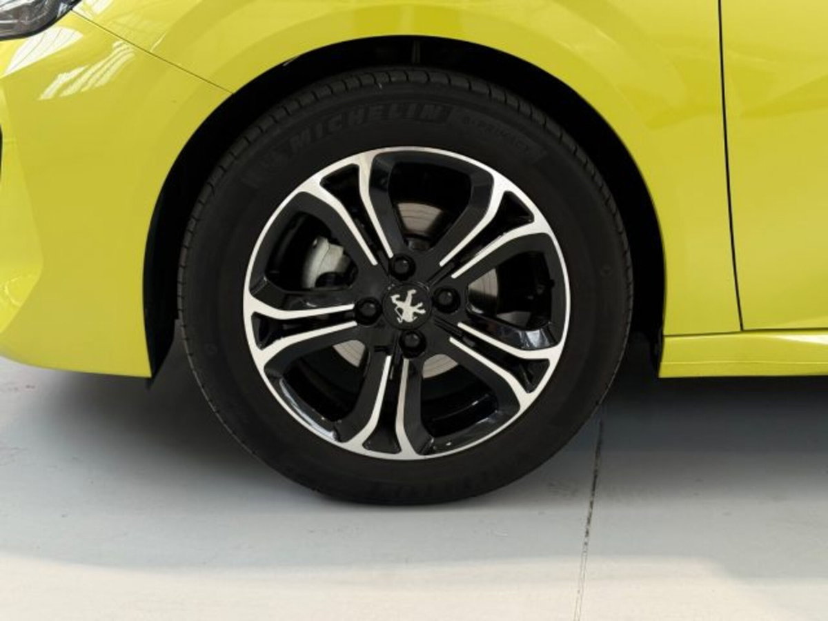 Peugeot 208 1.2 puretech Active s&s 75cv (16)