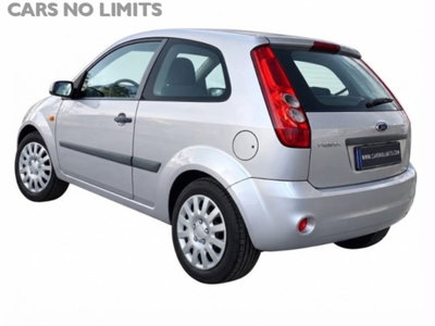 Ford Fiesta 1.4 TDCi 5p. Ghia (6)