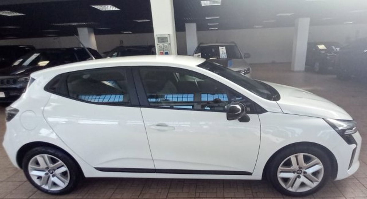 Renault Clio 1.0 tce Evolution Gpl 100cv (2)
