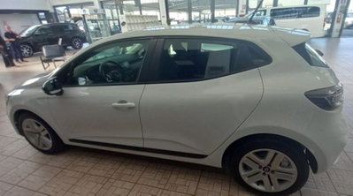 Renault Clio 1.0 tce Evolution Gpl 100cv (3)