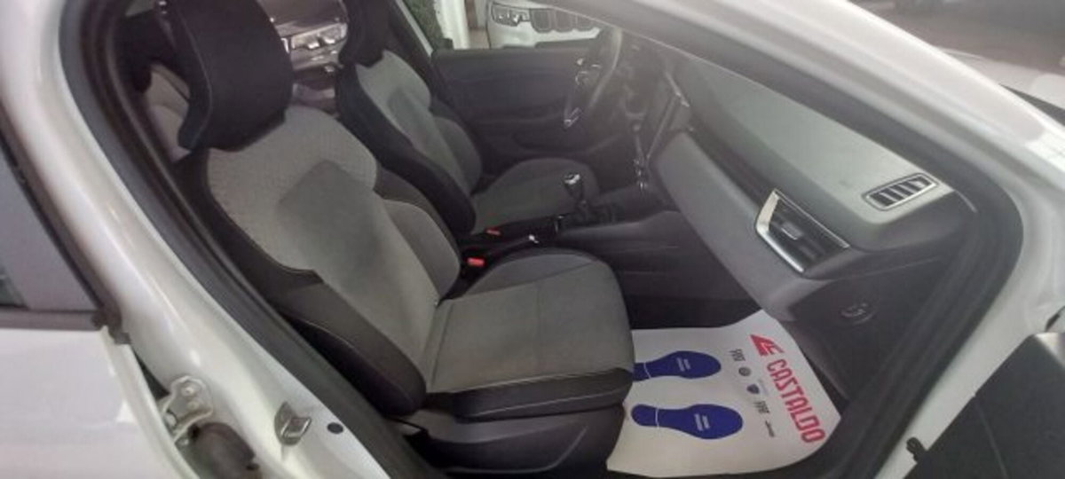 Renault Clio 1.0 tce Evolution Gpl 100cv (8)
